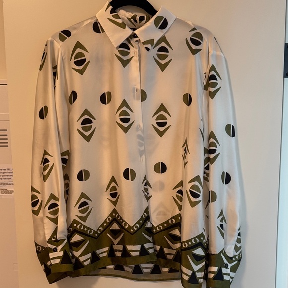 Geometric Blouse - Picture 3 of 4